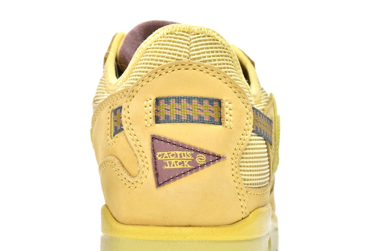 Reps Sneakers CACT.US CORP x Nike Air Max 1 Saturn Gold DO9392-700