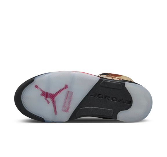 Air Jordan 5 Retro x Supreme 'Desert Camo' Sneakers 824371-201