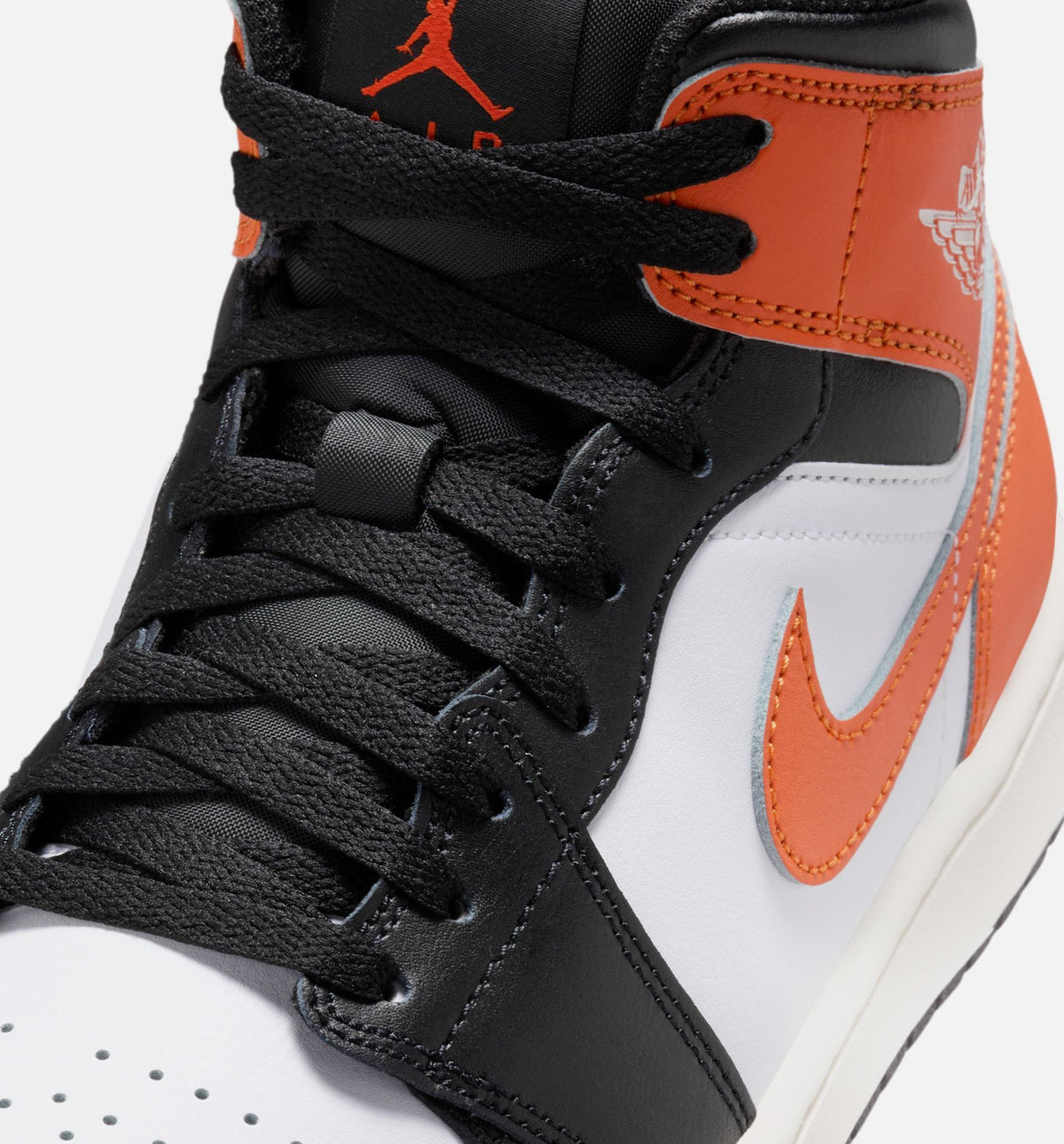 Air Jordan 1 Mid – Men's Lifestyle Shoe in Starfish/White/Sail/Black