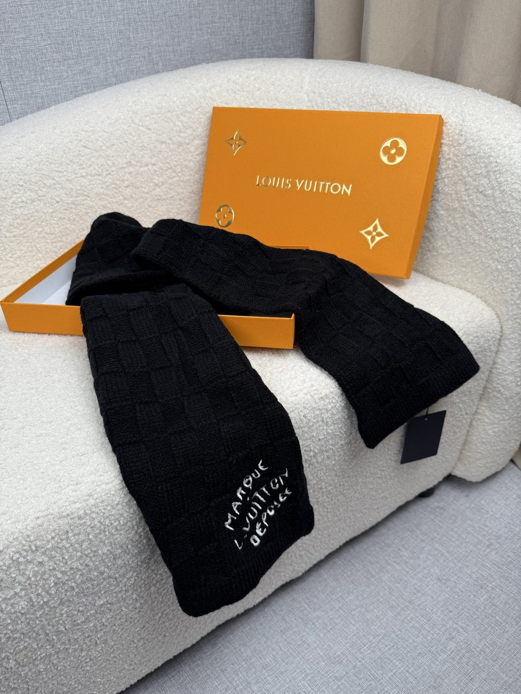 Louis Vuitton Black Knit Scarf
