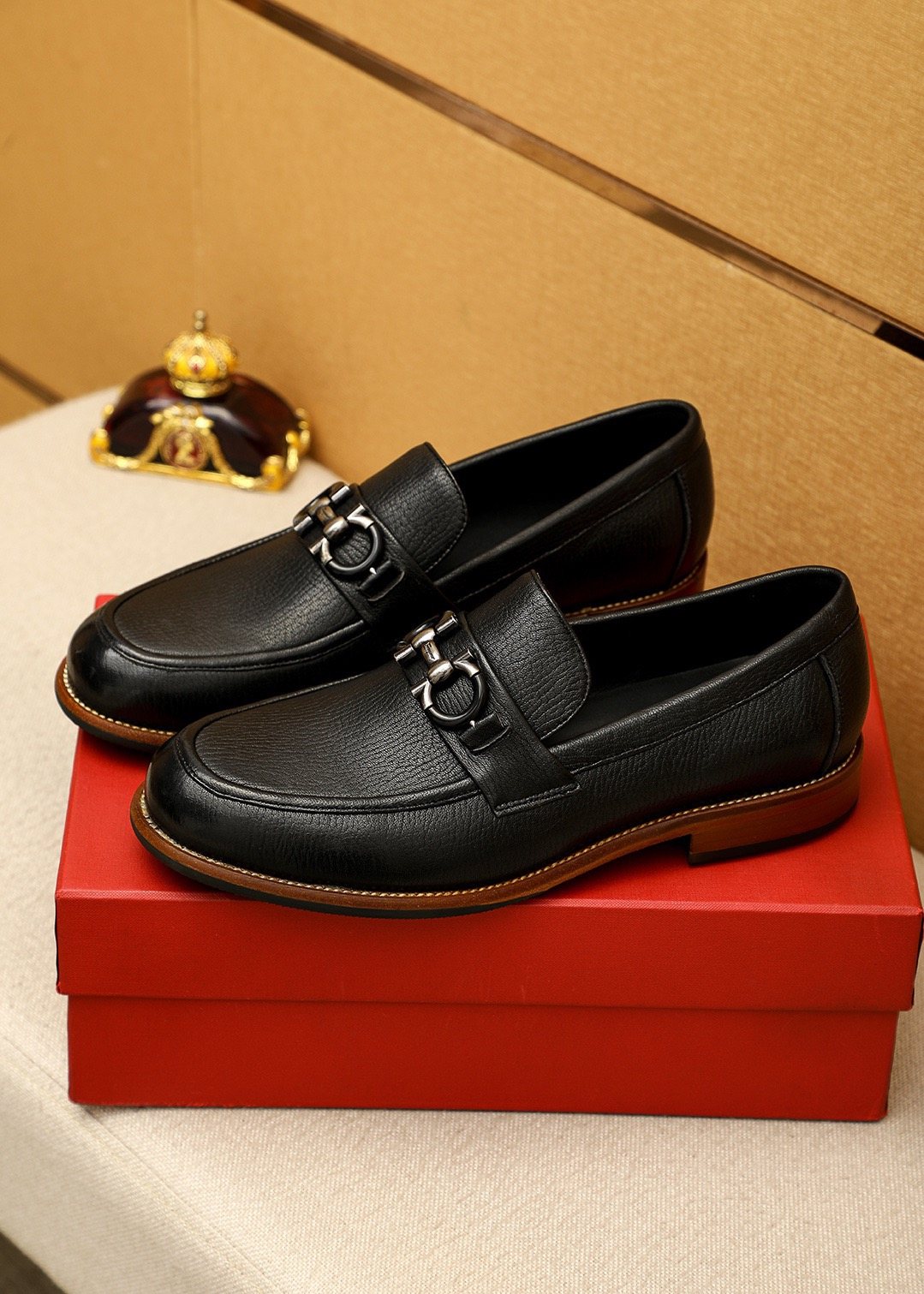 Salvatore Ferragamo Men's Black Metal Ornament Loafers