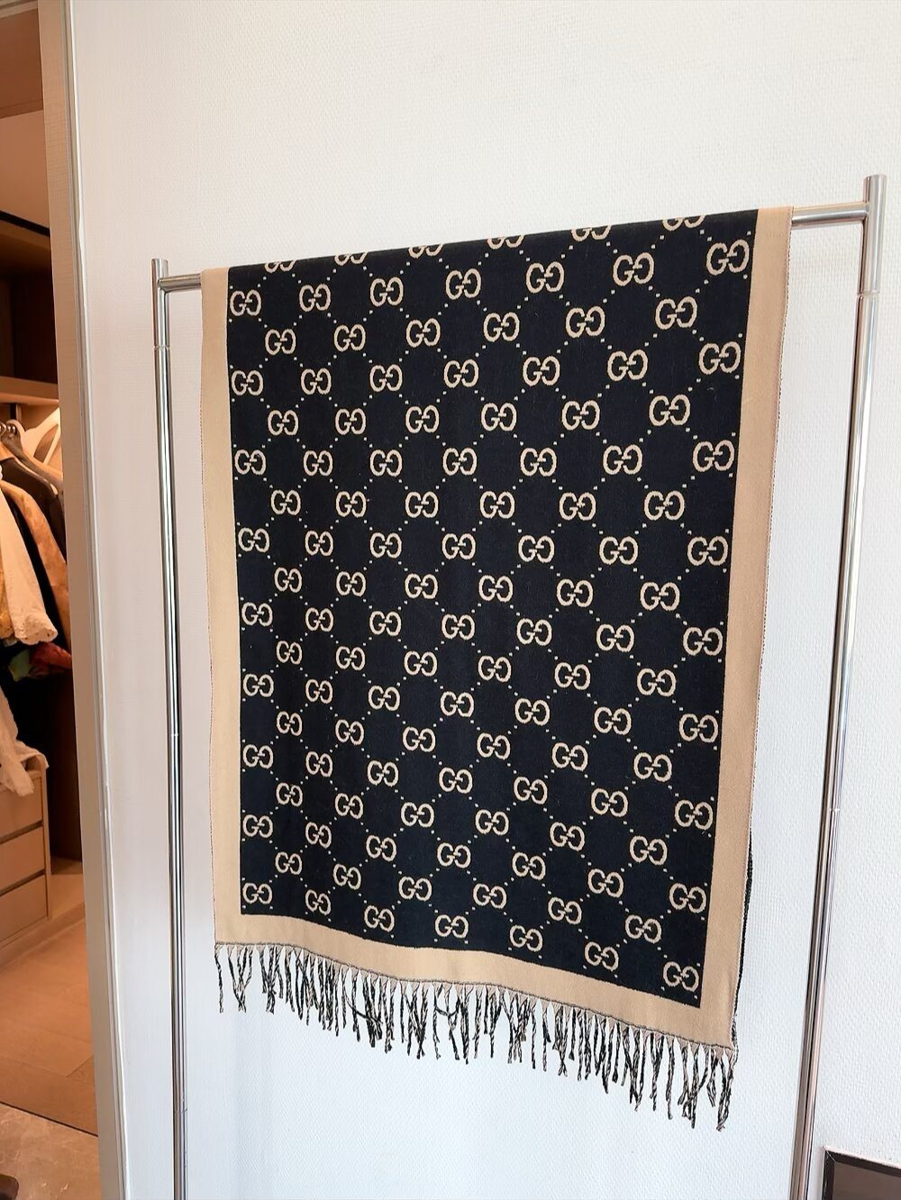 Gucci Black & Beige Fringed Shawl
