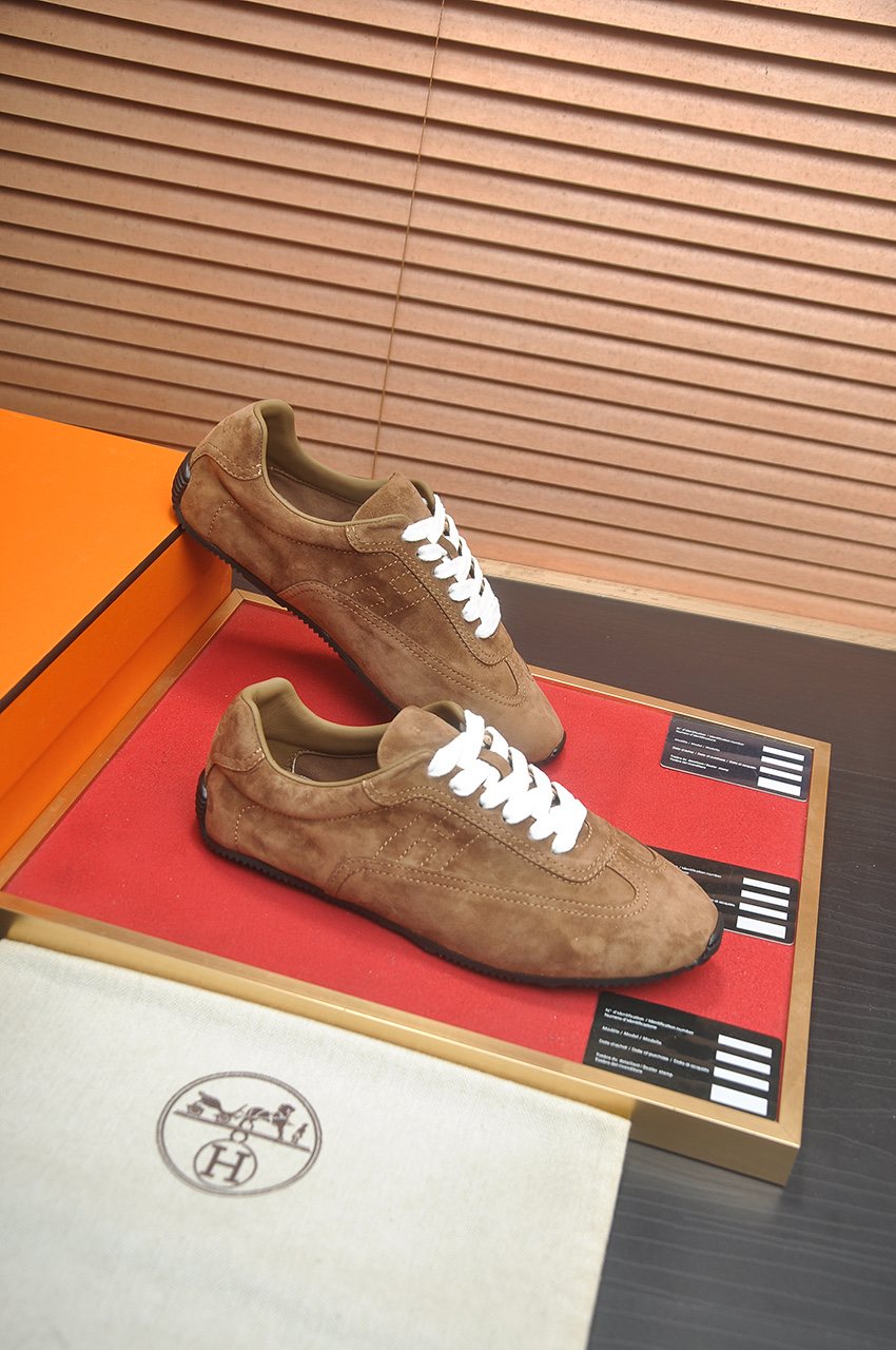 Hermès Brown Low-Top Sneakers