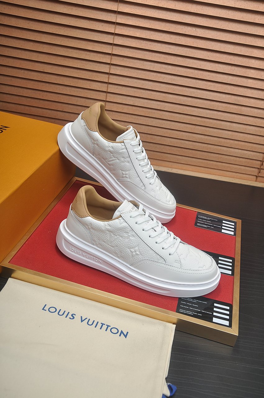 Louis Vuitton Men's White Low-Top Sneakers