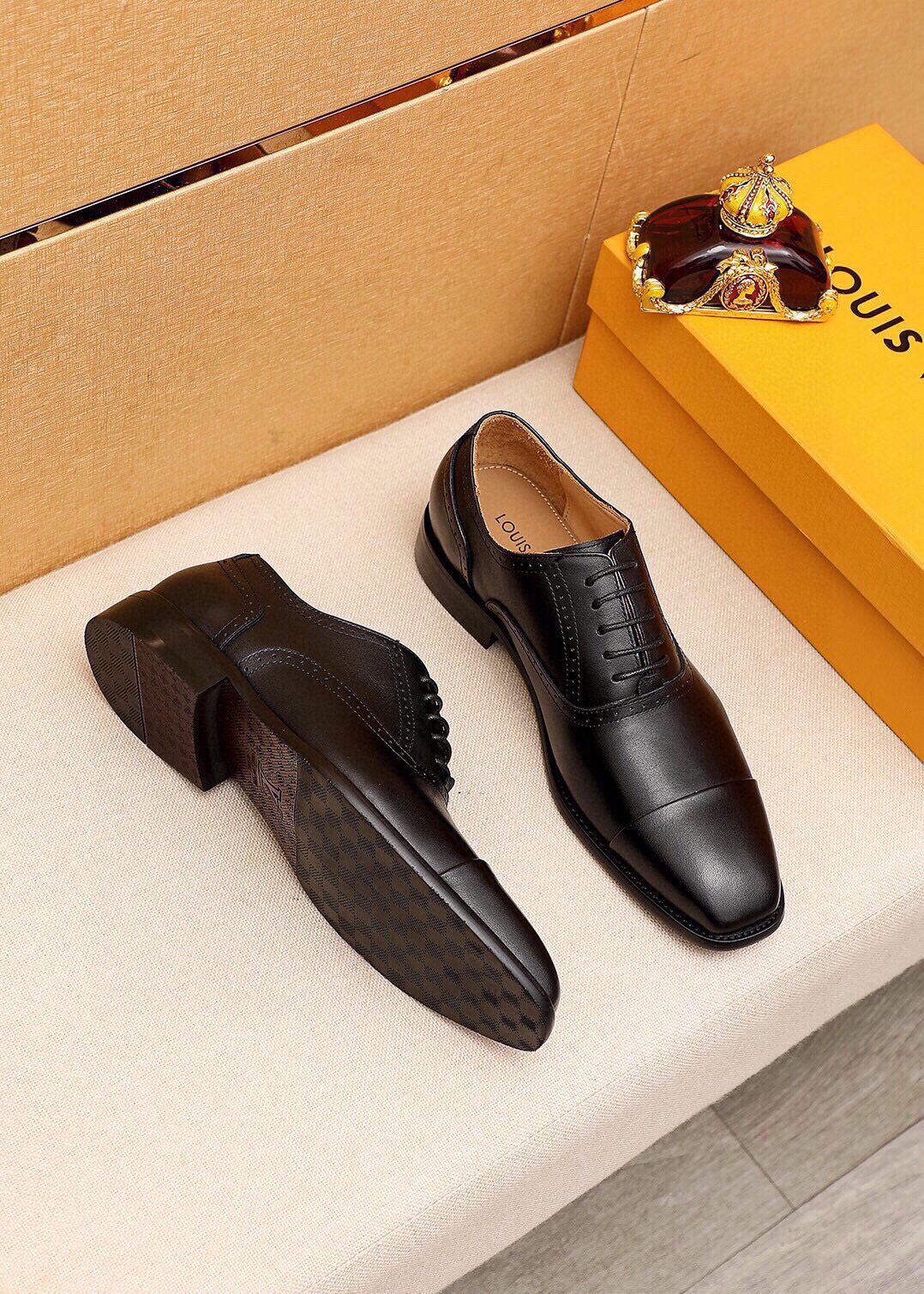 Louis Vuitton Cap-Toe Lace-Up Dress Shoes